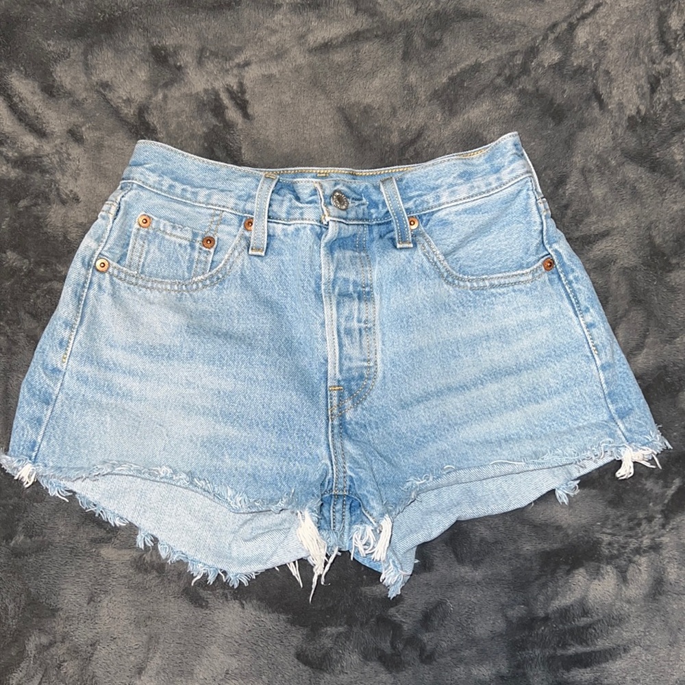 Levi’s 501 High Rise Denim Cut Off Shorts - 25